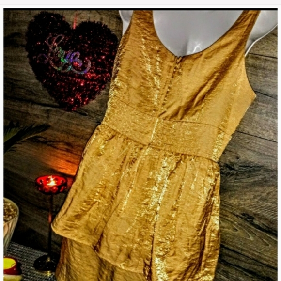 Love 21 Dress Size S Peplum Ruffle Gold NWT - Picture 5 of 10